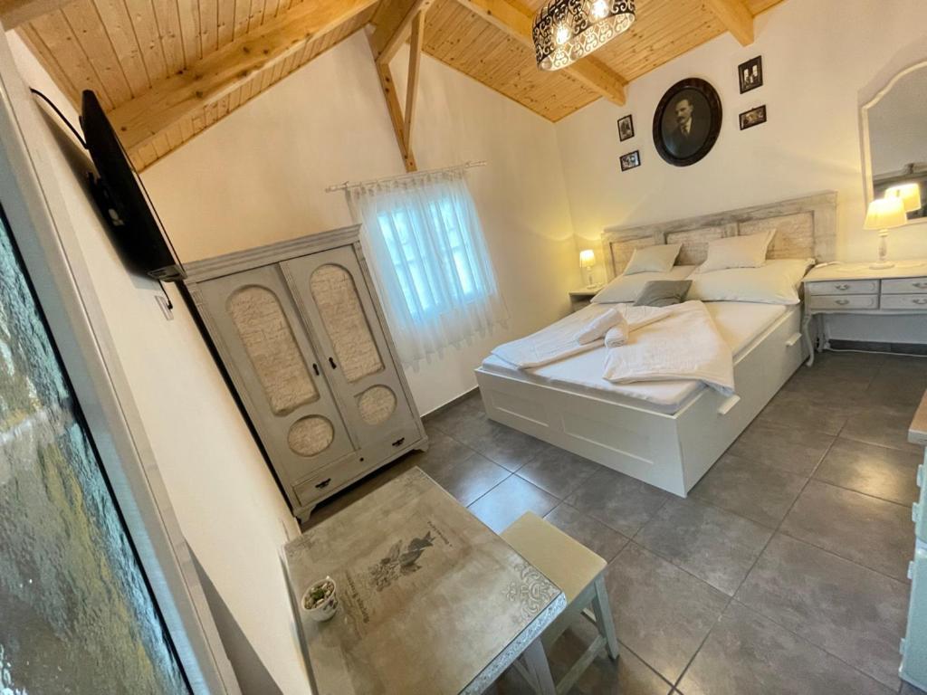 Ibolya Apartman Csisztapuszta Exteriör bild